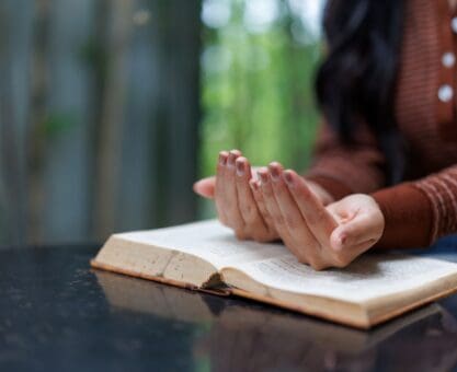 The Ancient Art of Sacred Reading That Turns Words into Living Prayer